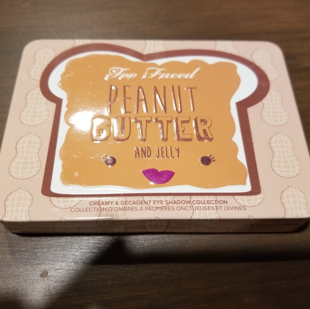 Too Faced Peanut Butter Jelly Palette